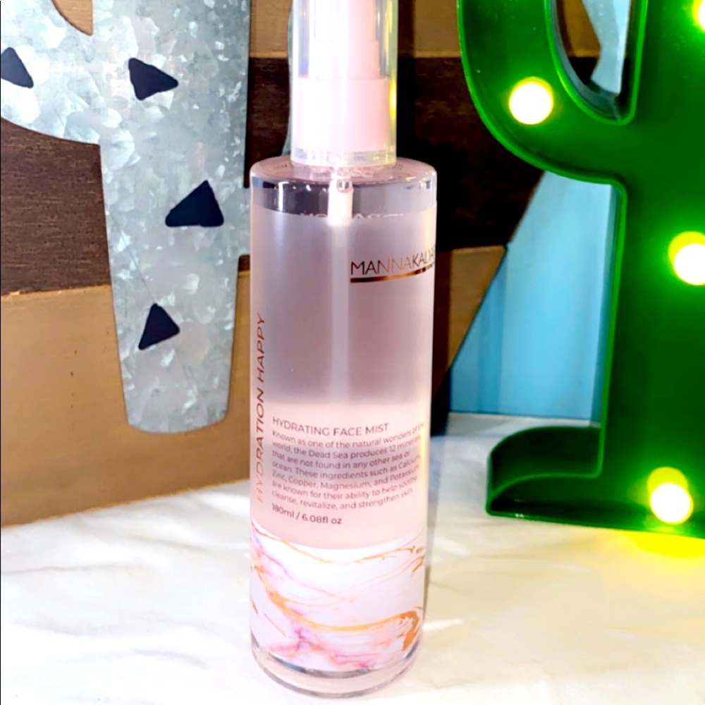 Manna Kadar hydrating face mist